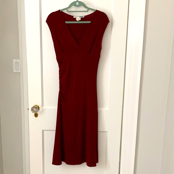 Necessary Objects Dresses & Skirts - Maroon stretch dress